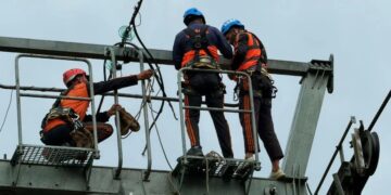 Nation salutes disaster response forces: LG Sinha 