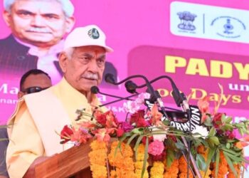 Narcotics smuggling no less than terrorism: LG Sinha
