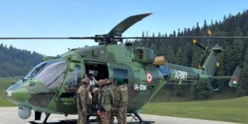 Army, police, civil admin rescue 24 stranded tourists at Gulmarg