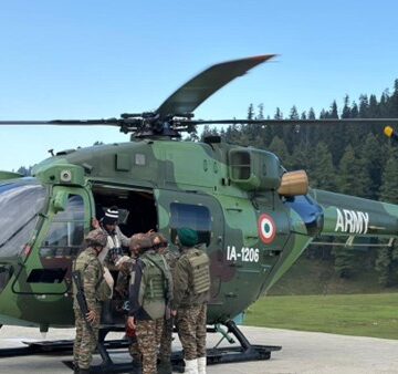 Army, police, civil admin rescue 24 stranded tourists at Gulmarg