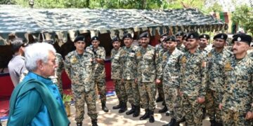 Border villages inheritors of rich tradition, courage: LG Sinha