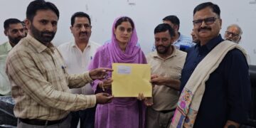 Rana hands over engagement  orders to Anganwadi Workers, Helpers in Mendhar, Balakote