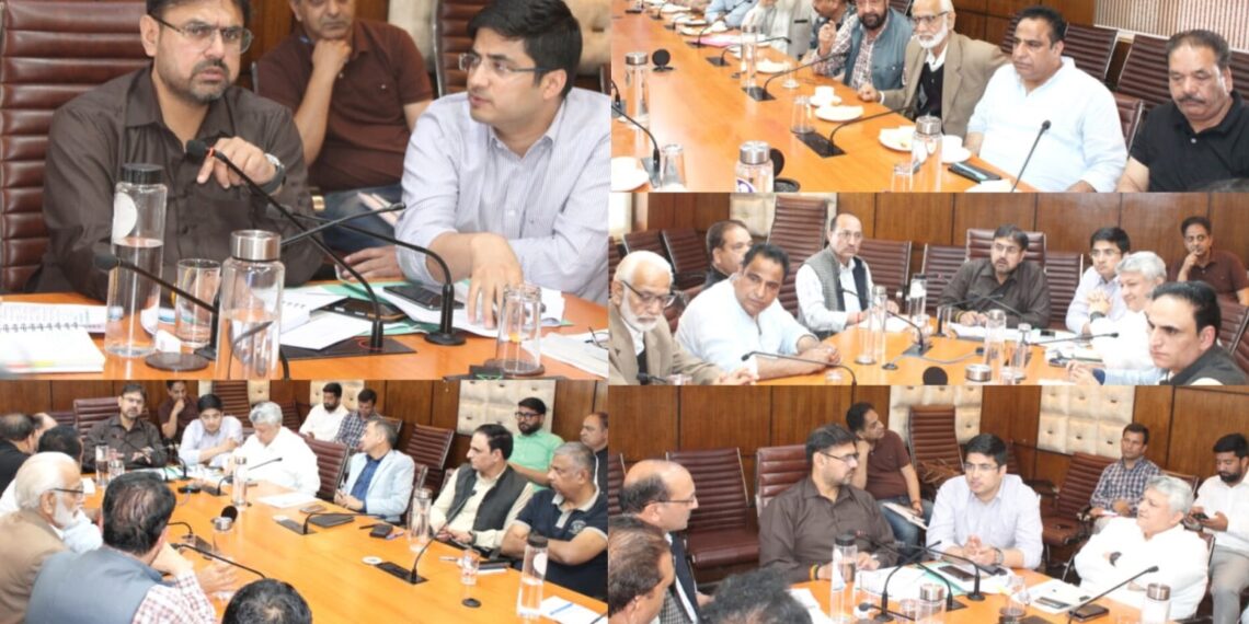 Govt committed to balanced, efficient public transport system in J&K: Satish Sharma