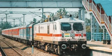 Northern Rly officials, fruit traders discuss roadmap to strengthen transportation from Kmr