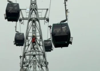 Gondola to remain closed for two days
