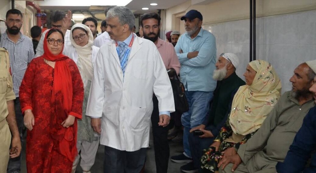 Sakeena Itoo visits JVC Hospital Bemina, reviews patient care services, other facilities