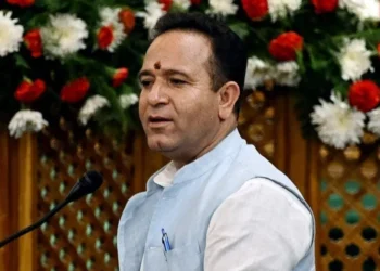 Controversy over assembly committees escalates
