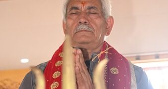 Somnath rose in splendor after every aggressor’s atrocity: LG Sinha