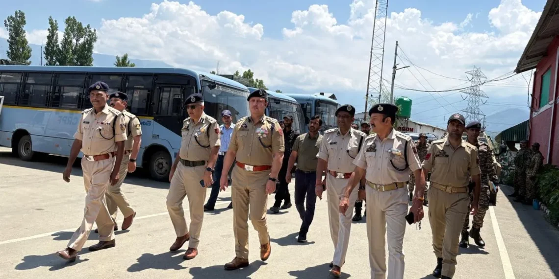 === SANJY-2026 === DIG reviews traffic preparedness in South Kashmir