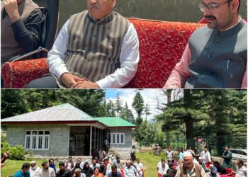 Ram Niwas Sharma visits border villages of Uri, reviews progress on VVP Phase-II