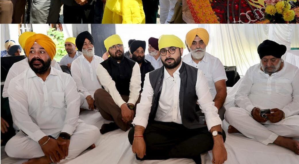 DC Srinagar visits Gurdwara Shaheed Bunga at Barzulla Baghat on Martyrs’ Day of Guru Arjun Dev Ji