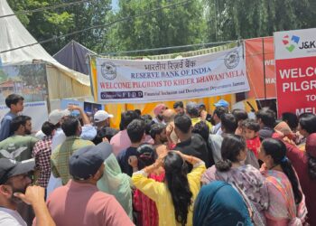 RBI sets up financial awareness stall at Kheer Bhawani mela