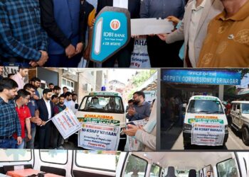 DC Srinagar hands over Mobile TB Screening Van to District Tuberculosis Centre