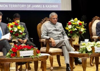 CEC visits Budgam, lauds dedication of BLOs