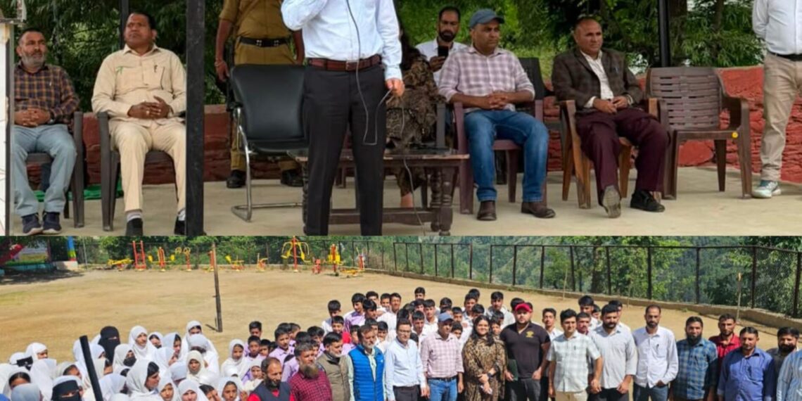 Nasha Mukt Awareness Programmes : Educational institutions inspected in Pogal-Paristan