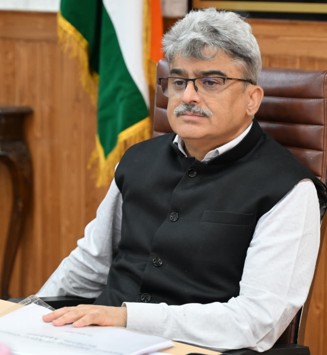 === ‘Yoga for Healthy Ageing’ === Chief Secy reviews preparations for International Day of Yoga on Jun 21