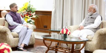 CM Omar calls on PM Modi; seeks early statehood restoration