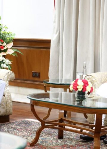 CM Omar calls on PM Modi; seeks early statehood restoration