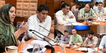 Health Min reviews SSH Sgr, GMC MFC, Pahalgam SDH projects; sets March 2027 deadline