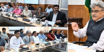 CS reviews progress of health sector reforms