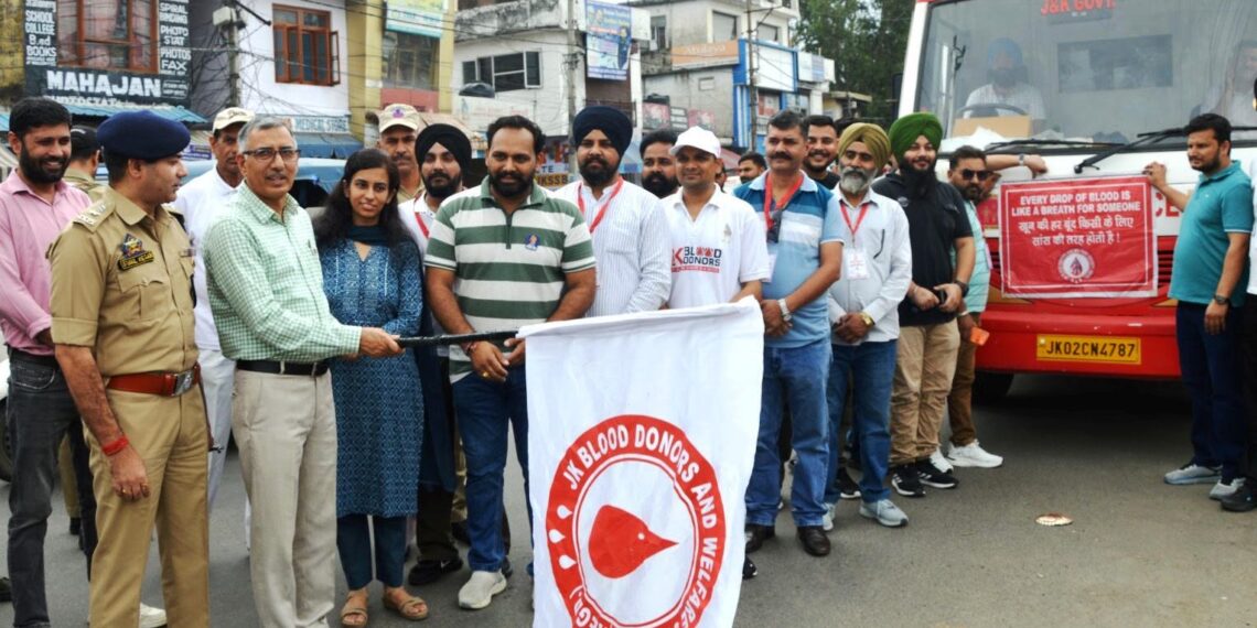 DC Kathua flags off blood collection, transport van for Basohli, Bani subdivisions