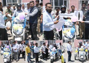 Motorized Tricycles distributed among persons with disabilities in Kulgam