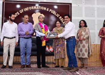 DIPR bids farewell to Ashok Kumar after 40-year career