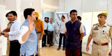 Amarnath Ji Yatra-2026 : Div Com Kashmir reviews facilities for Yatris at Srinagar Airport