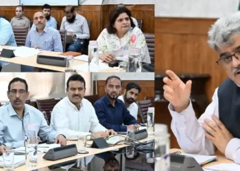 CS reviews solarisation of Govt buildings progress