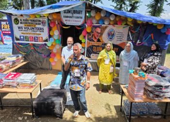 Philanthropist establishes slum library-cum-community centre in Anantnag