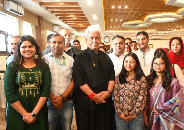 J&K Lok Bhavan celebrates West Bengal Foundation Day