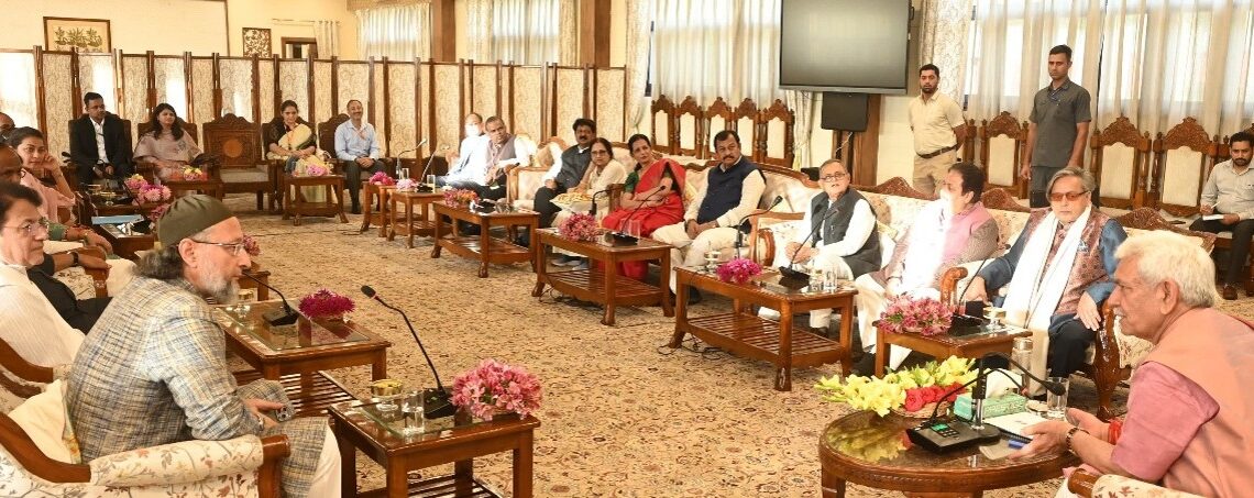 Parl panel on External Affairs meets LG, CM
