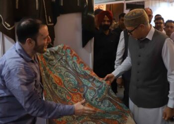 J&K must diversify export basket to meet 2030 target: CM Omar
