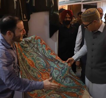 J&K must diversify export basket to meet 2030 target: CM Omar