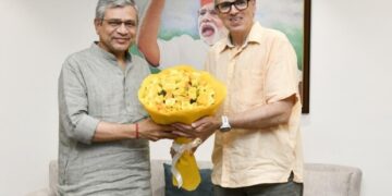 New Vande Bharat stoppage announced at Anantnag after CM, Railway Min meet