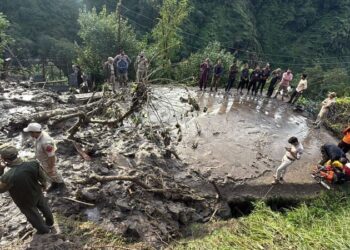 Rains lash J&K parts