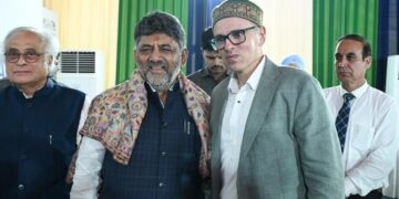 Omar for stronger J&K-Karnataka cooperation