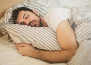 Every lost hour of sleep damages brain, heart, immunity: GMC Sgr expert