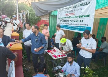 Spirit of Kashmiriyat shines at Tulmulla Mela