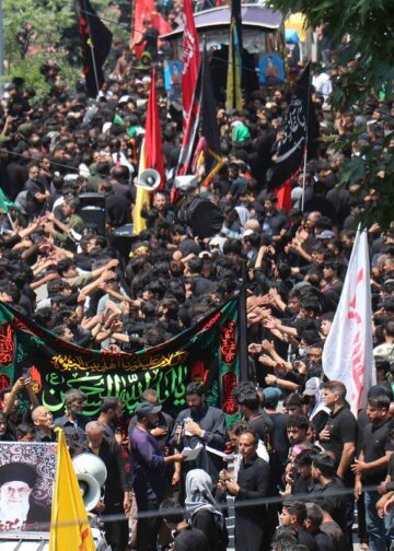 KPs join procession, pay tribute to Imam Hussain (AS)
