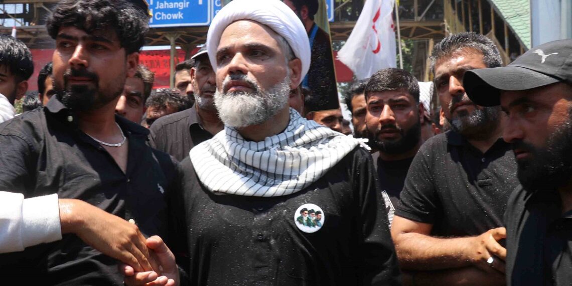 Thousands participate in 8th Muharram procession
