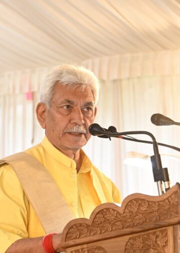 ‘Rang-e-Kashmir Cultural Festival’ : Preserving J&K’s cultural heritage collective responsibility: LG Sinha