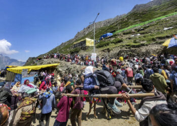 Weather fails to dampen spirit of Amarnath Yatris