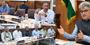 CS reviews commercial cultivation of medicinal, aromatic plants roadmap