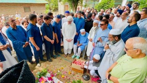 Hundreds attend Ijtema Fateha Khawani of Dr. Sheikh Mustafa Kamal