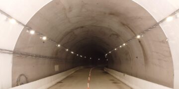 810m viaduct, 3.5-km tunnel completed; LG thanks PM, Gadkari