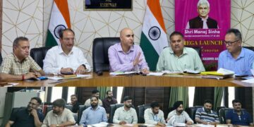 DC Kishtwar reviews banking performance in DLRC, DLRAC meeting