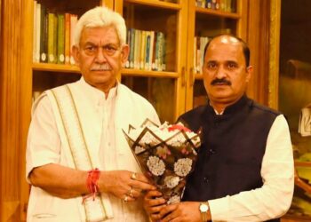 Delegations call on LG Sinha