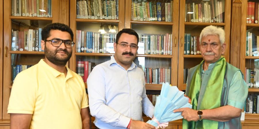 Delegations call on LG Sinha