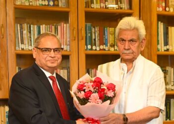 Prof Ramesh calls on LG Sinha